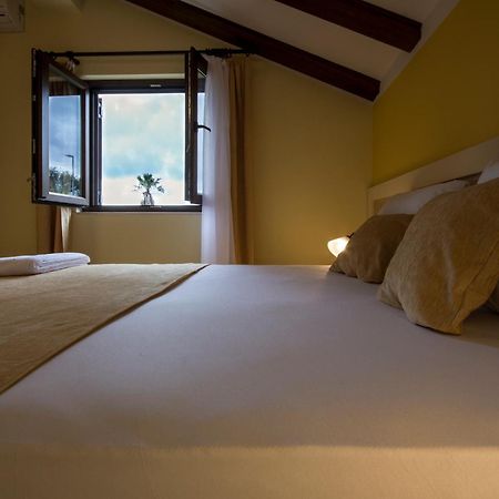 Jedro Apartmani Herceg Novi Pokoj fotografie